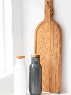 Aceitera y vinagrera de porcelana y madera Essentials, 2 uds.