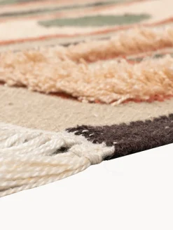 Alfombra artesanal con borlas Haydon, tamaños diferentes