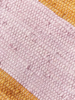 Alfombra artesanal con flecos Chindi