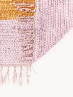 Alfombra artesanal con flecos Chindi