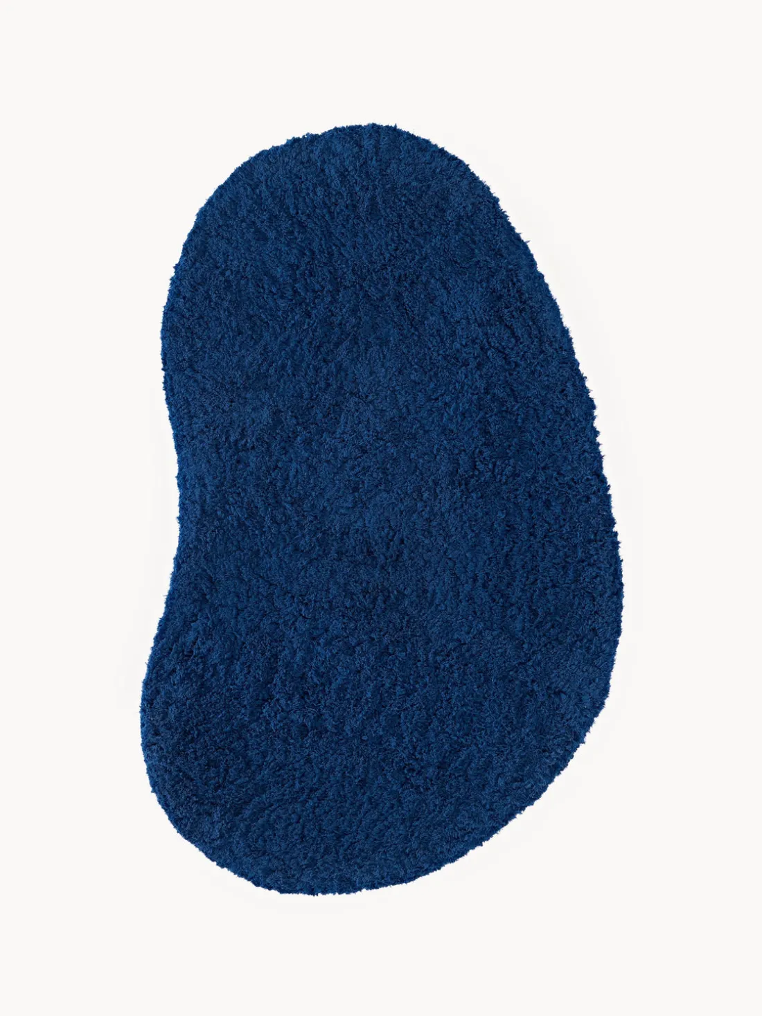 Alfombra artesanal con forma orgánica Tully