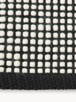 Alfombra artesanal de lana Amaro