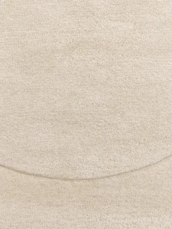 Alfombra artesanal de lana con forma orgánica Kadey