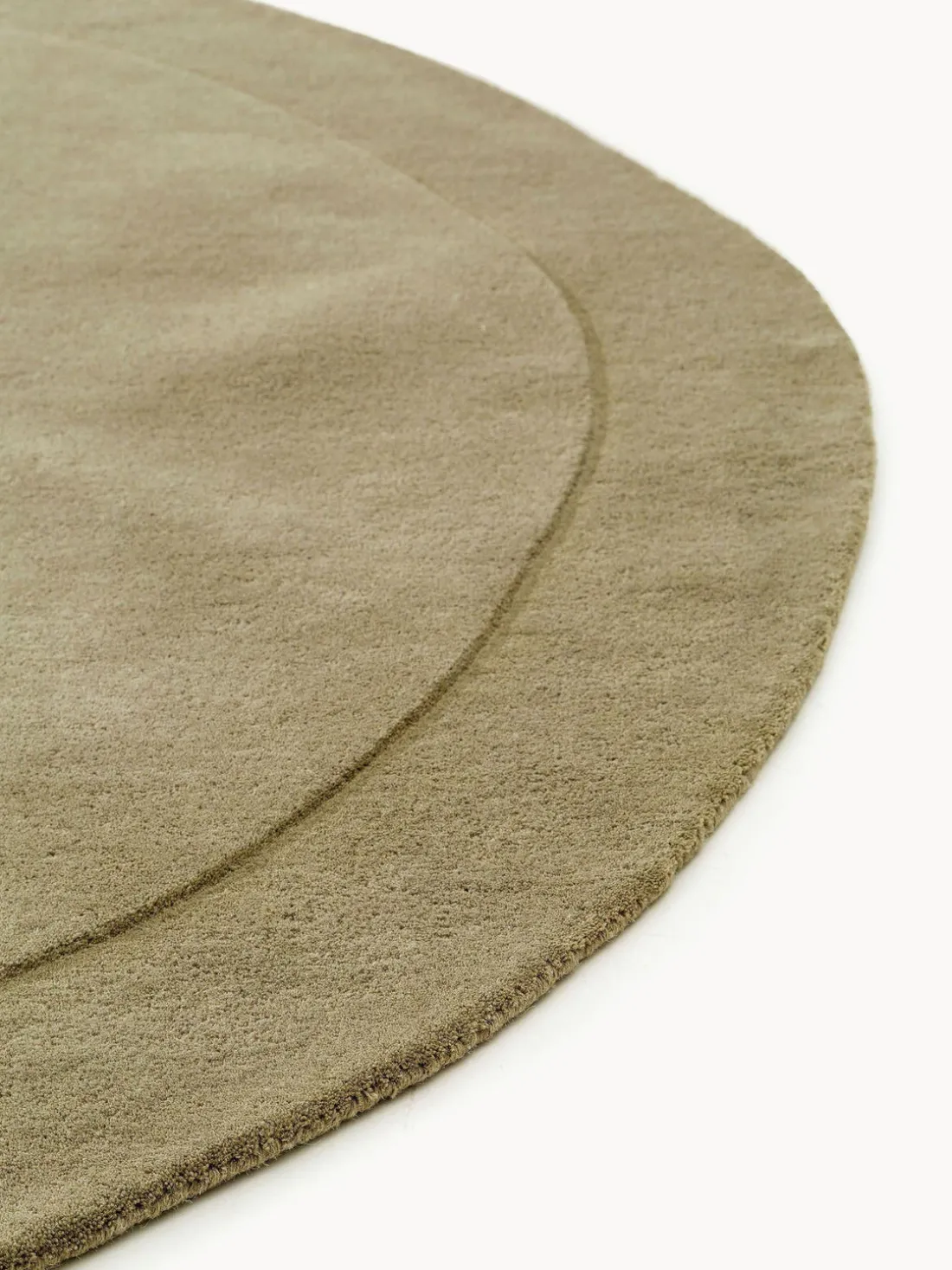 Alfombra artesanal de lana con forma orgánica Shape