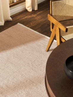 Alfombra artesanal de lana Amaro