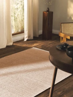 Alfombra artesanal de lana Amaro