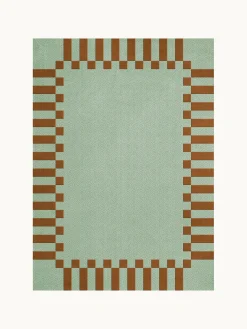 Alfombra artesanal de lana de pelo largo Tekla Frame