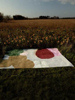 Alfombra artesanal de lana de pelo largo Secret Garden