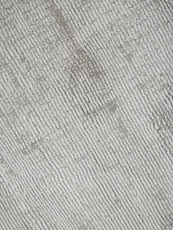 Alfombra artesanal de viscosa Jane