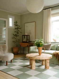 Alfombra artesanal de yute de pelo corto Chess Flatweave