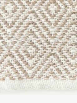 Alfombra artesanal exterior con estampado de rombos vintage Rika