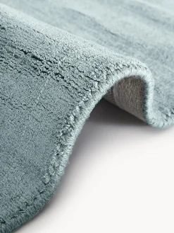 Alfombra corredor artesanal de viscosa Jane