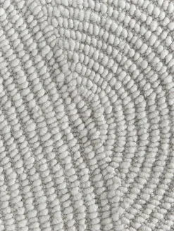 Alfombra corredor artesanal de lana Eleni