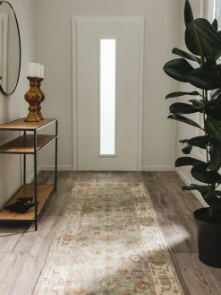 Alfombra corredor con motivos ornamentales Mara