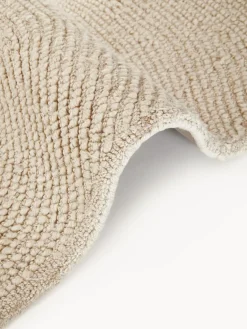 Alfombra corredor de lana artesanal de pelo corto Eleni