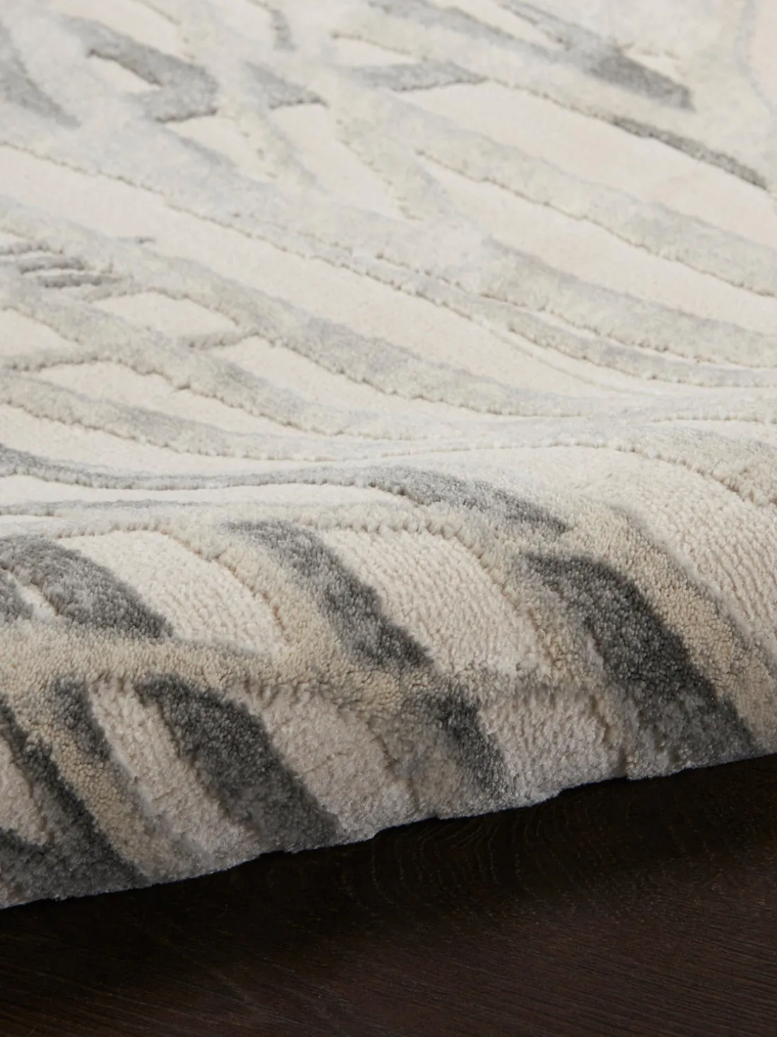 Alfombra corredor de pelo corto con relieves Rustic Texture