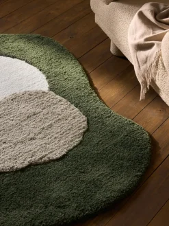 Alfombra en forma orgánica Rylee
