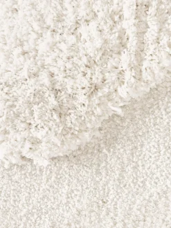 Alfombra esponjosa con forma orgánica Kyla