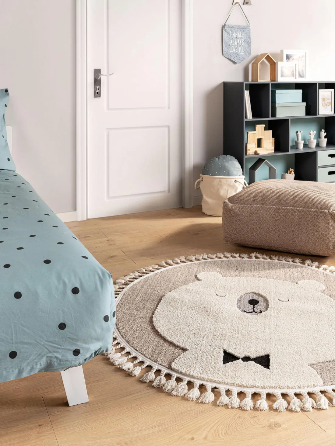 Alfombra infantil redonda texturizada con borlas Momo