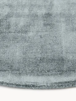 Alfombra redonda artesanal de viscosa Jane