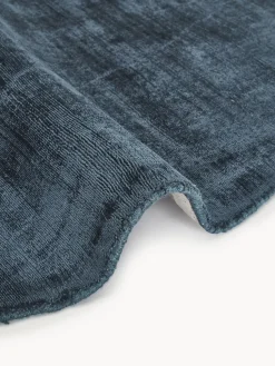 Alfombra redonda artesanal de viscosa Jane