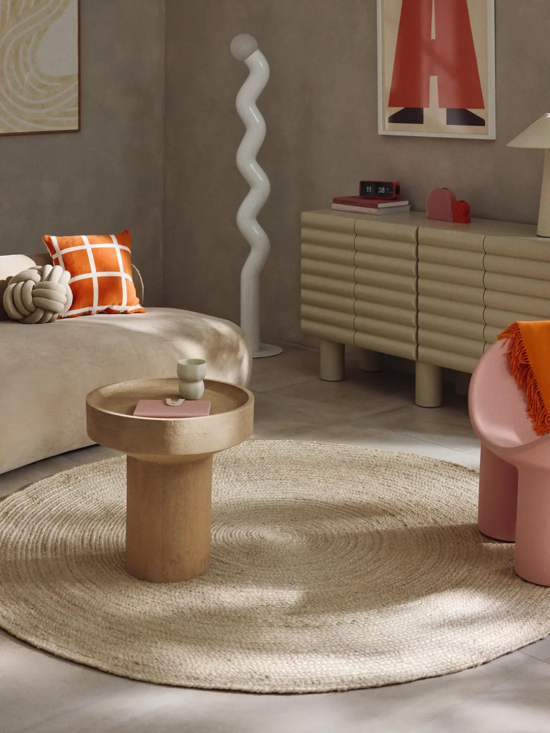 Alfombra redonda artesanal de yute Sharmila