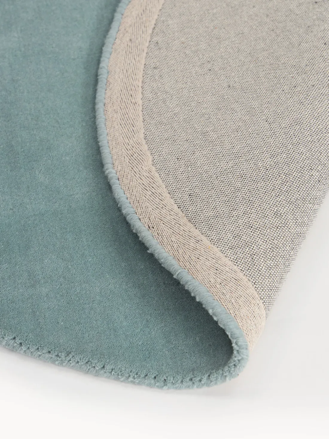 Alfombra redonda artesanal de lana Zayne