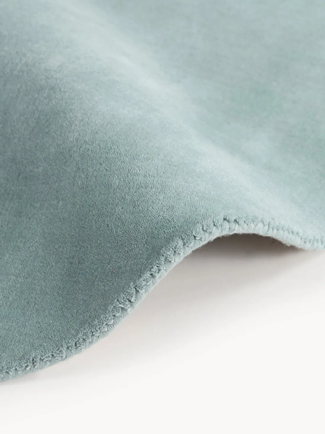 Alfombra redonda artesanal de lana Zayne