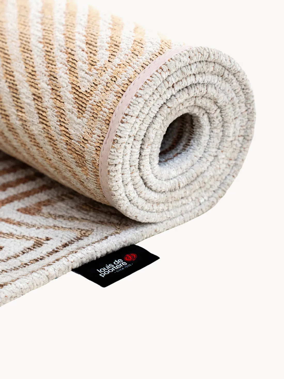 Alfombra tejida Jacquard Coral