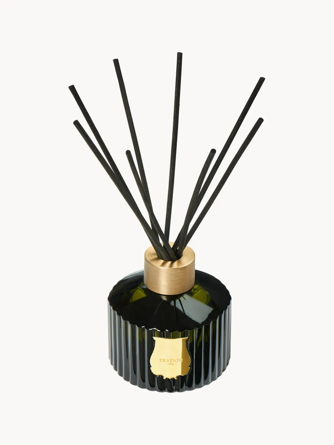 Ambientador artesanal Ernesto (clavo, ládano, madera de roble y pachulí)