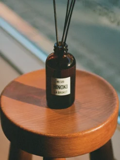 Ambientador con varillas Hinoki (cítricos, pimienta negra)