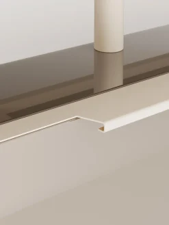 Aparador de alto brillo Lenne