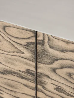 Aparador de madera de mango Ako