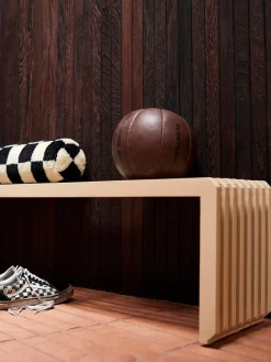 Banco de madera sungkai Bancu