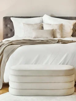 Banco de terciopelo Alto