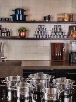 Batería de cocina de acero inoxidable Poletto, 5 pzas.