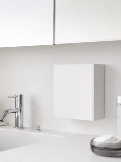 Caja con gancho Tower