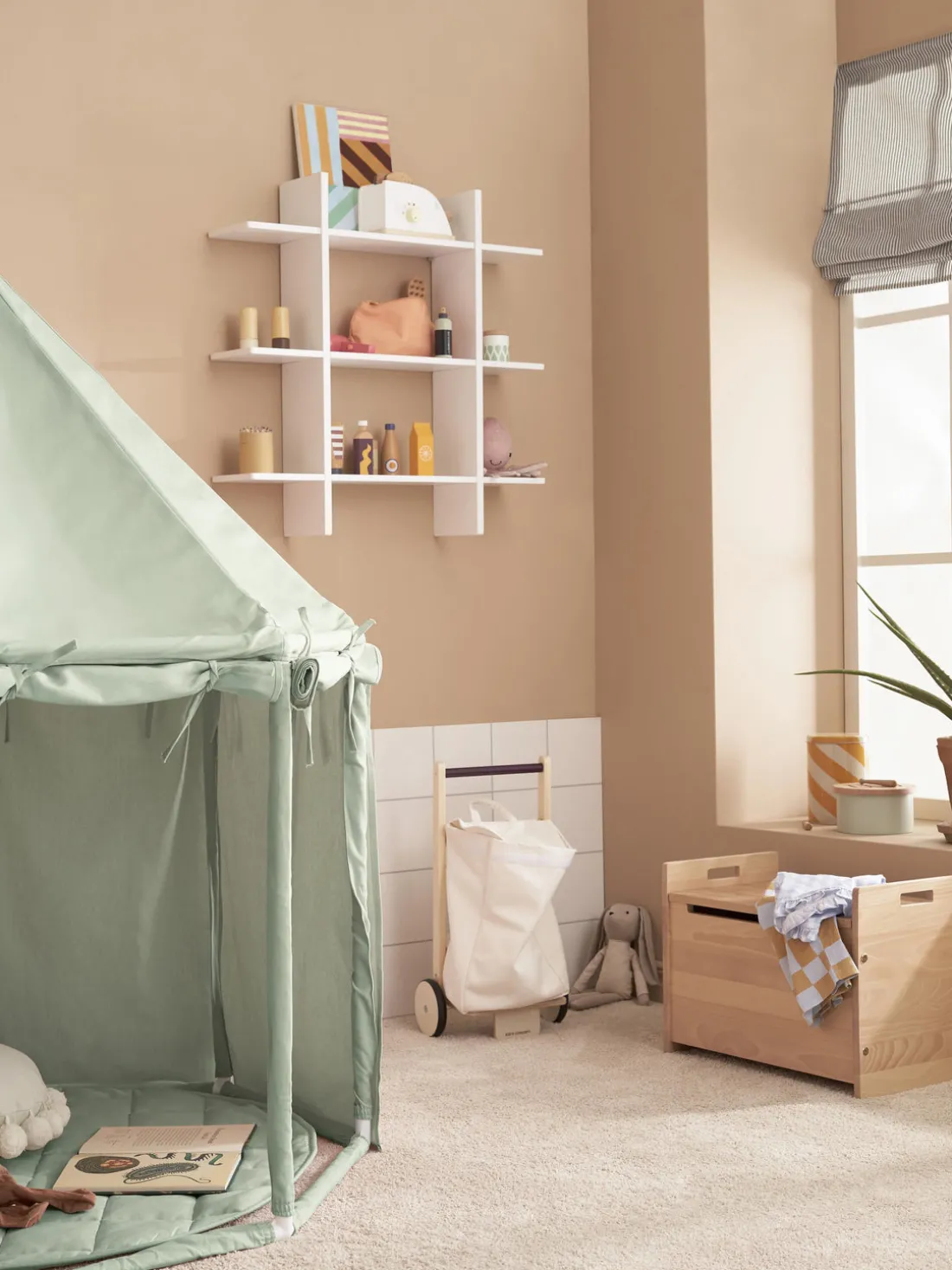 Caja de madera de haya Saga