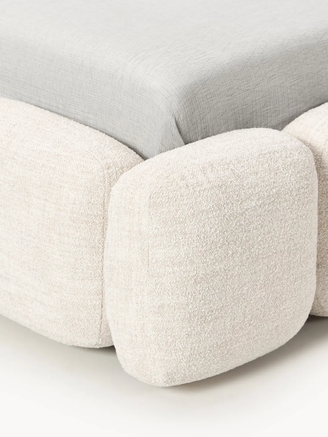 Cama individual tapizada en borreguillo bouclé Tayla