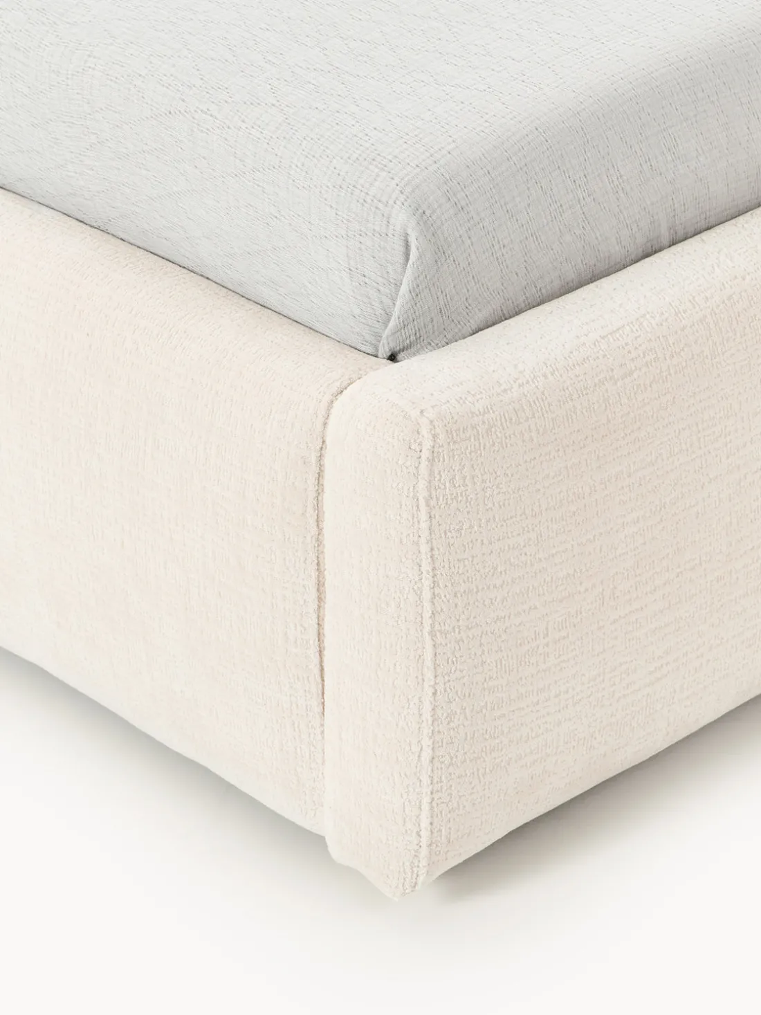 Cama individual tapizada con espacio de almacenamiento Cloud