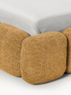 Cama individual tapizada en borreguillo bouclé Tayla