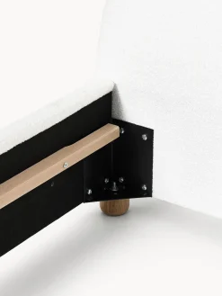 Cama tapizada en borreguillo Ebba