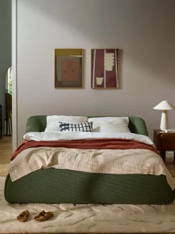 Cama tapizada en tejido bouclé Sofia