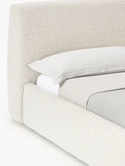 Cama tapizada en tejido bouclé Cloud