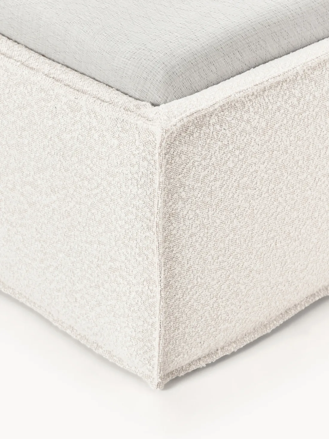 Cama tapizada en tejido bouclé Dream