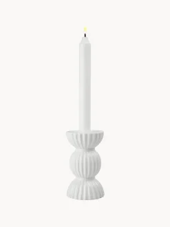 Candelabro de porcelana con relieves Tura