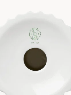 Candelabro de porcelana con relieves Tura