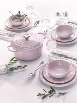 Cazuela redonda de hierro fundido Signature Collection