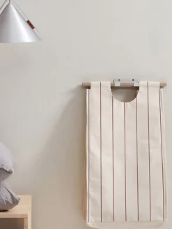 Cesta de lavandería de pared BagUp