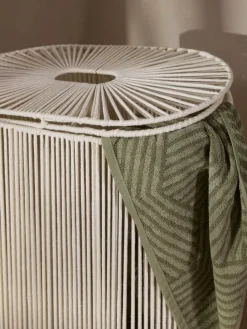 Cesta de ropa doble artesanal de cuerda Gabe